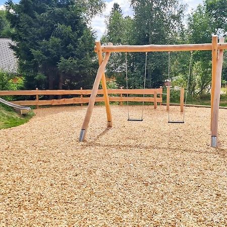 Fewo Sperlingskauz Mit Pool, Sauna & Hochschwarzwaldcard Schluchsee Exterior foto